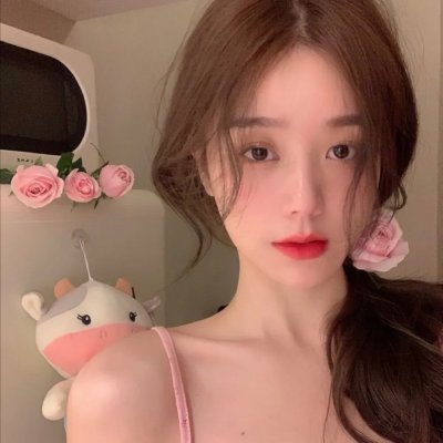 孤岛月光:她们三人的逃生游戏